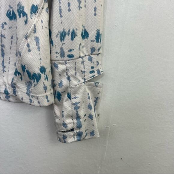 Mountain and Isles Women's Sola Sun Protection Bahama Blue Stripe Outdoor Shirt - Picture 7 of 12